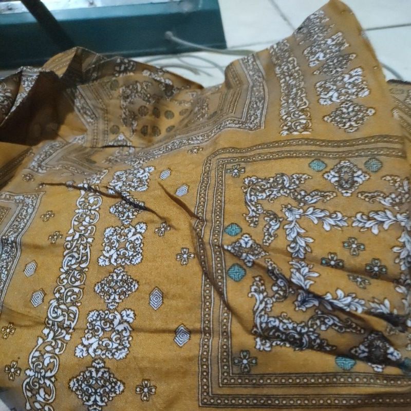 KAIN KILOAN KATUN RAYON MOTIF BUNGA MUSTARD 1305gram