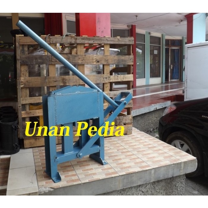 Alat Cetakan Batako-Paving Blok Manual Sistem Genjot Hand Press