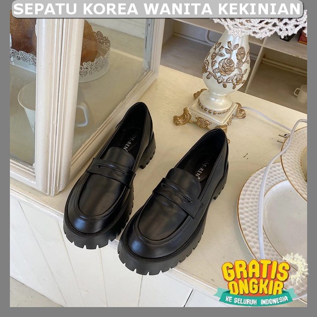 Swpatu Cewe Boots Murah Elegant Sepatu Remaja Perempuan Kekinian Seoatu Wanuta Korea Impor Premium S