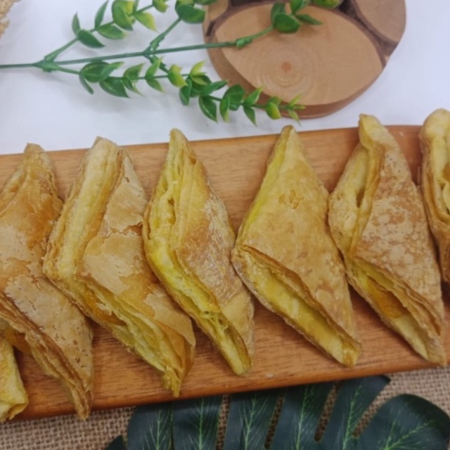 

Puff Pastry Nanas Kue Pastry Isi Selai Nanas (22Pcs)