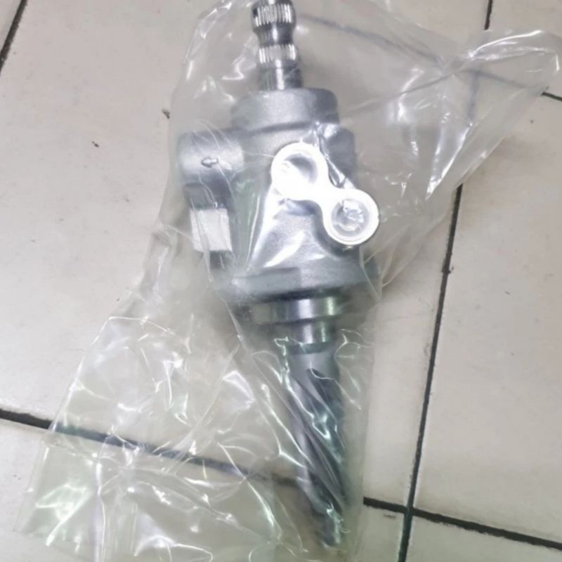 Worm Steer Stir Mitsubishi Kuda