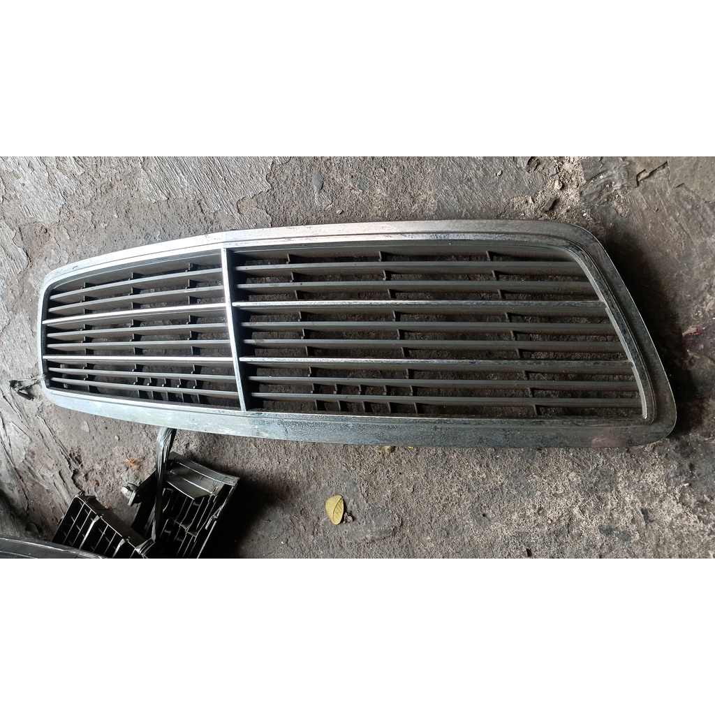 Grill Mercedes Benz w203 2000-2007 original