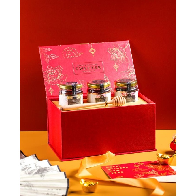 

Pure Honey Ava & Co Cny Imlek Hampers - Tri Fortune Blossom Stok Terbatas