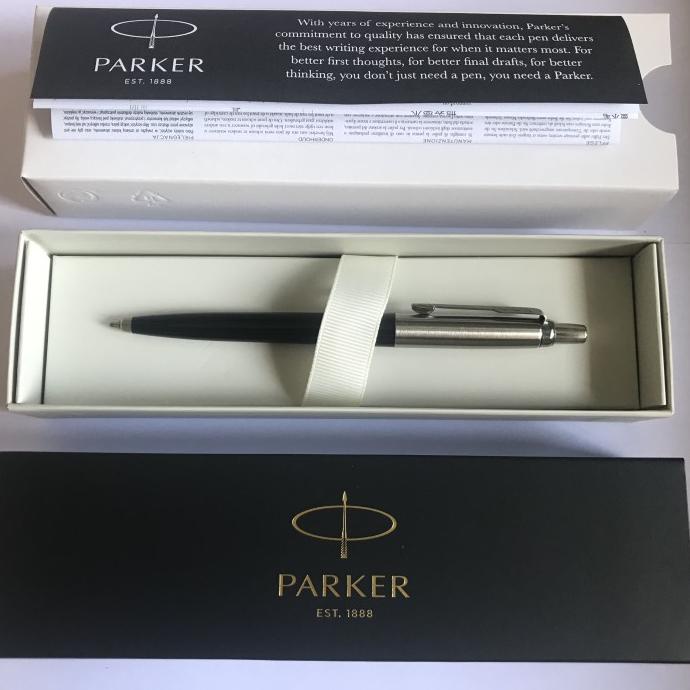 

Pulpen Parker Jotter SPC Ballpoint Black Crome Trim