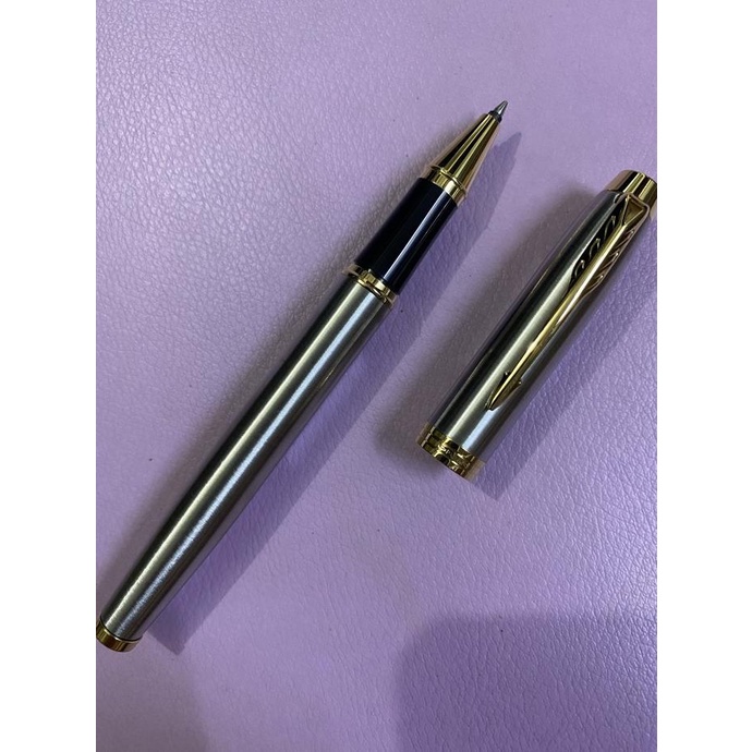 

Pulpen Parker Im New Original Roller Ball Brushed Metal Gold Trim