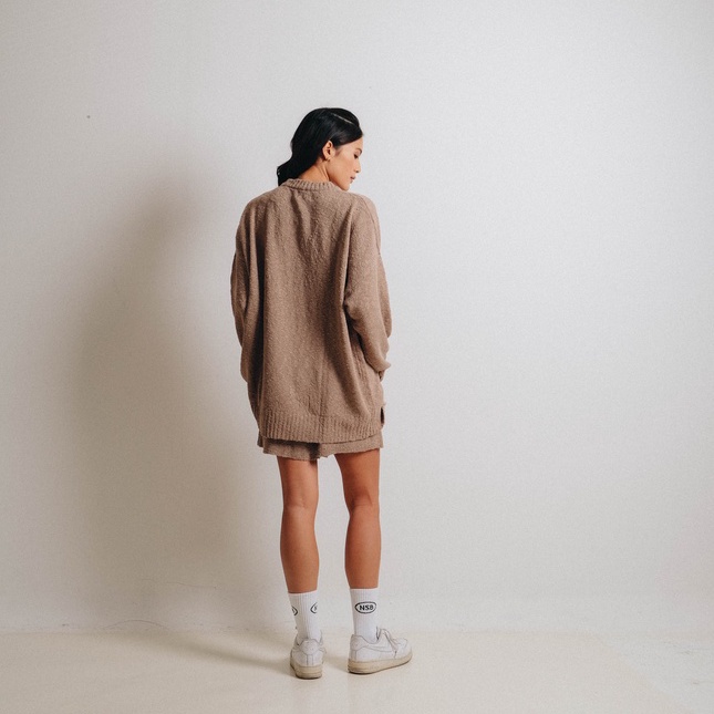 [AMAZED PEOPLE] Noir Sur Blanc Popcorn Pullover Brown