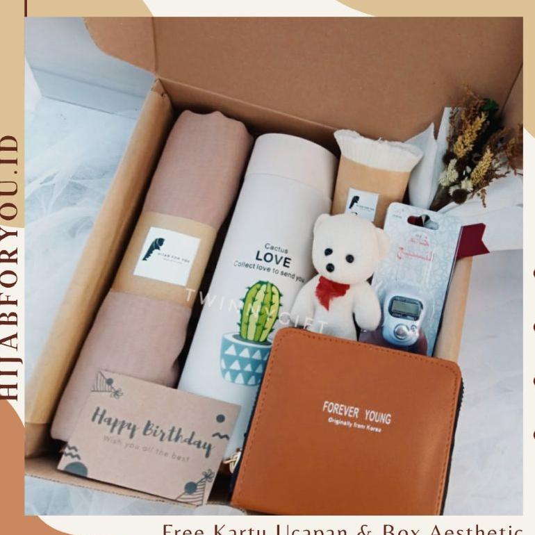 

Promo Akhir Tahun Hampers Hijab Giftbox Kado Cewek Ulang Tahun Wisuda Anniversary Lebaran Diskom