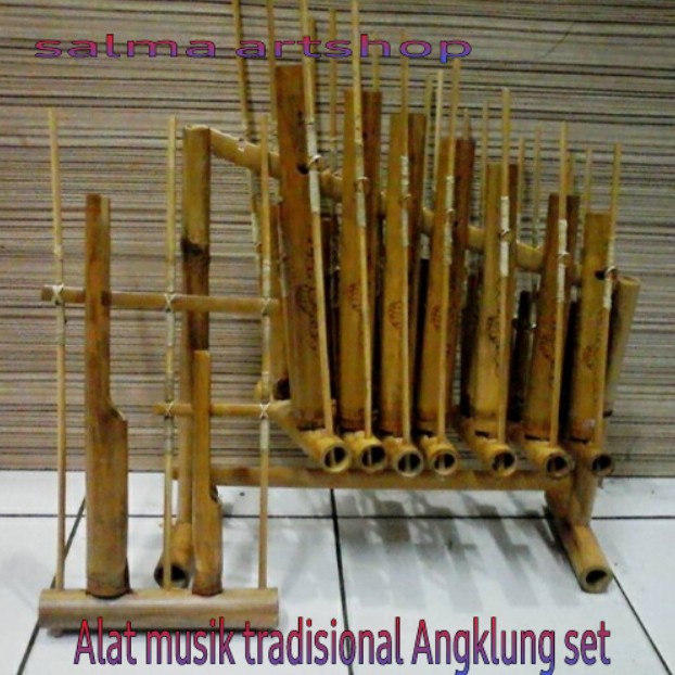 Angklung Set Nada 1 Oktaf Alat Musik Tradisional Angklung