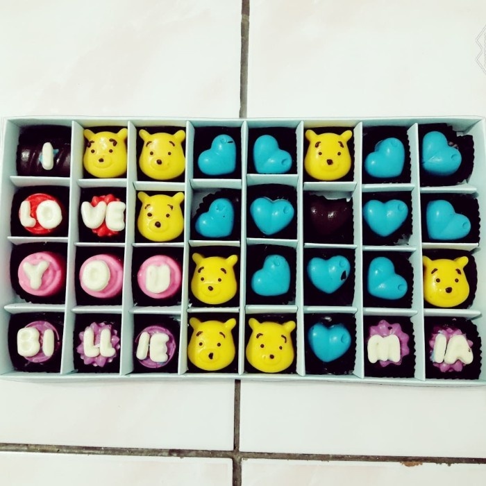 

SIAP KIRIM coklat valentine sekat 32 karakter pooh (bisa request tulisan) madalinsecollect