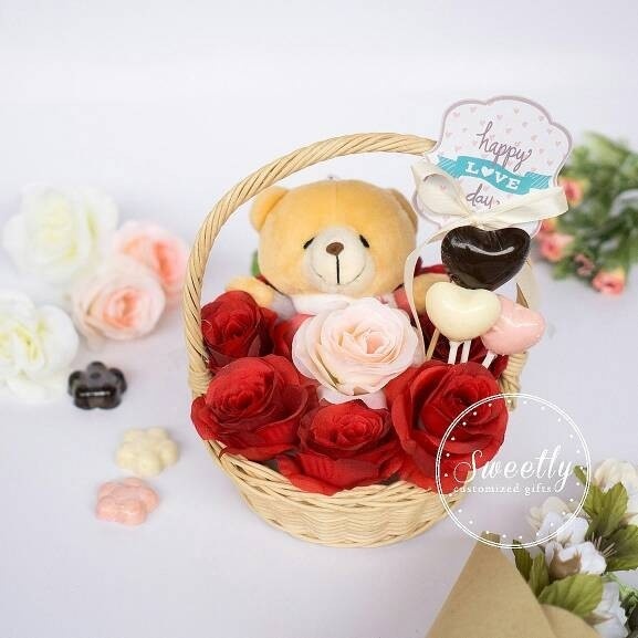 

SIAP KIRIM Kado / Hadiah Valentine Hampers FF Teddy Coklat Parcel madalinsecollect