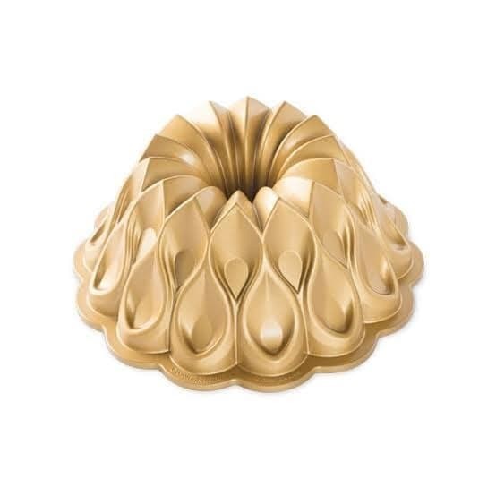 

[New Ori] Nordic Ware Crown Bundt Pan Terbaru