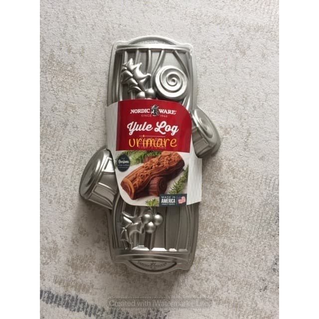 

[New Ori] Nordic Ware - Buche De Noel Yule Log Pan Loyang Kue Terbatas