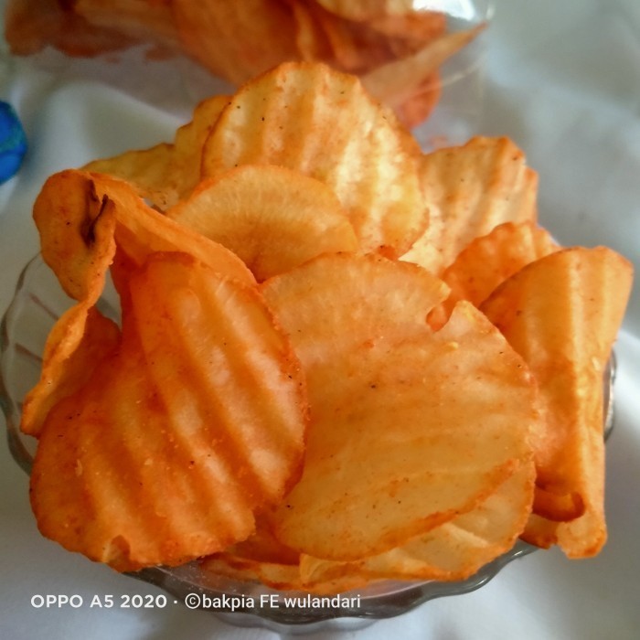

RWS - KERIPIK SINGKONG RASA BALADO 500gram - Snack Jogja