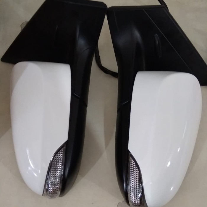 ✨New Ori Sepion Spion Mobil Toyota Calya G Tahun 2016-2017-2018-2019 Original Terbatas