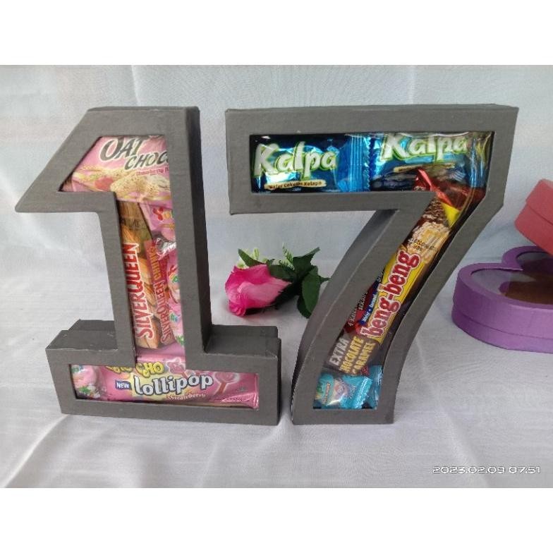 

Viral BOX HURUF/BOX LETTER/SNACK BOX LETTER ukuran 20x15 Premium