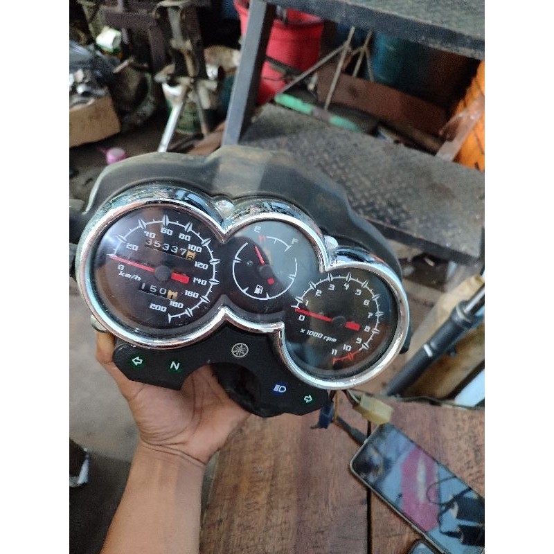 speedometer scorpio new original