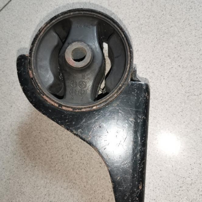 Engine Mounting Belakang No 1 Kia Carnival Diesel