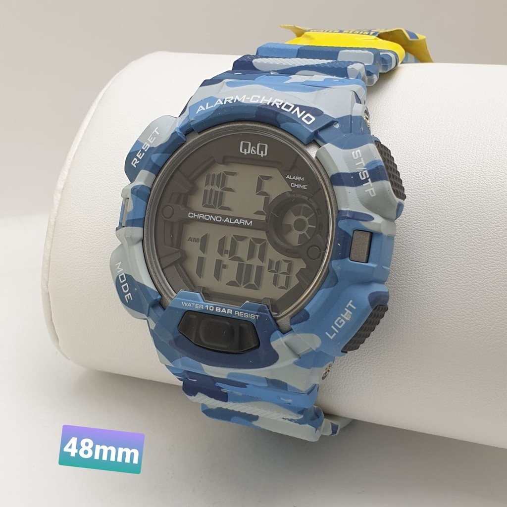 Q&Q M132 Jam Tangan Sport Pria Murah Anti Air - Tali Karet - Digital Watch - Original