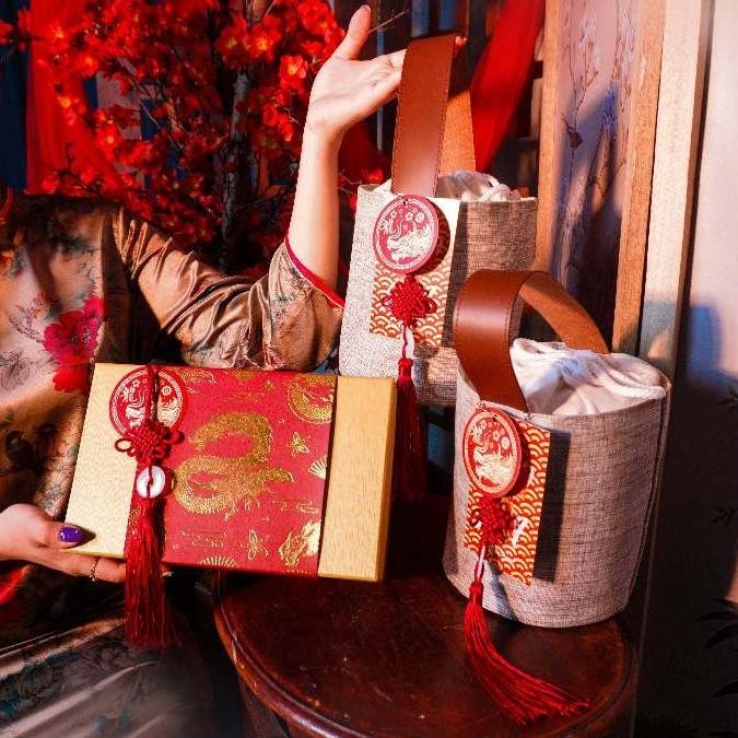 

Harga Spesial" (READY STOCK) HAMPERS IMLEK - HAMPERS CHINESE NEW YEAR - HAMPERS CNY - PARCEL CNY 2024 ||