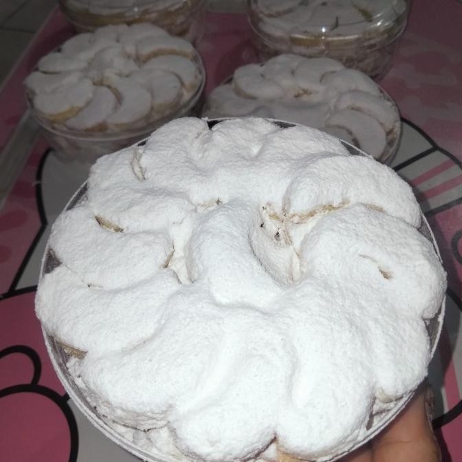 

New Sale Kue Putri Salju/Kue Kering//250 Gram (1/4Kg Dalam Stoples) Limited Edition