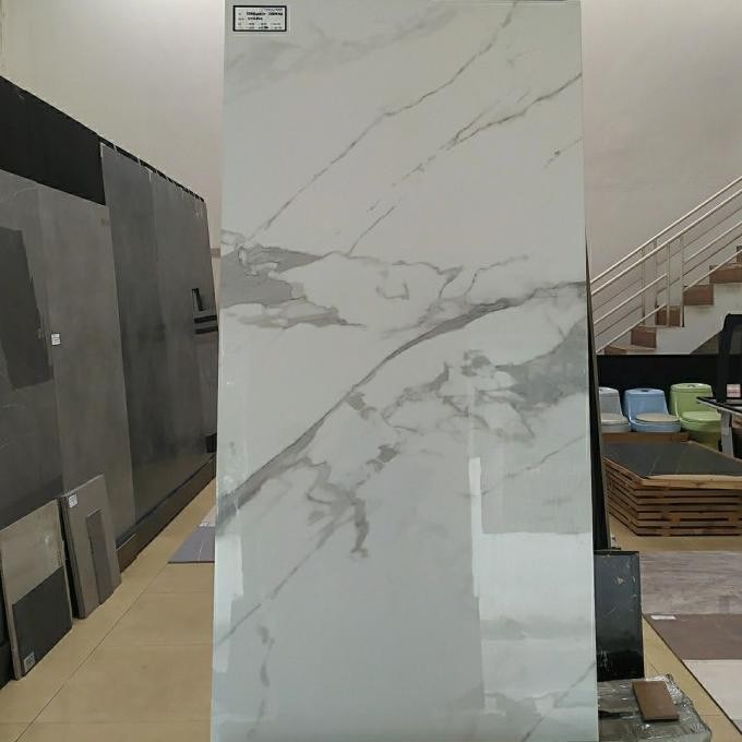 Granit Putih Serat Abu 80 X 160 Statuario