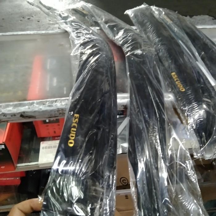 TALANG AIR MOBIL SUZUKI ESCUDO 2.0 /1.6