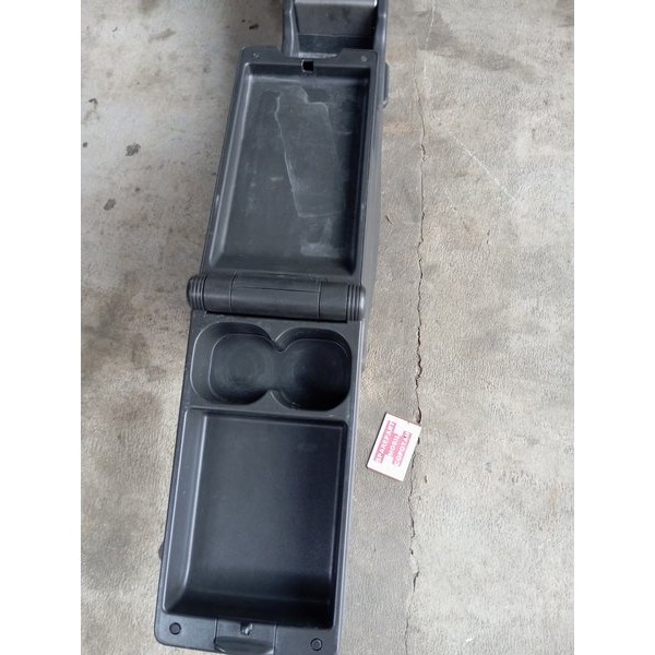 Konsol Box Tengah Nissan Xtrail X-Trail T30 Copotan #Masih Sangat Bagus