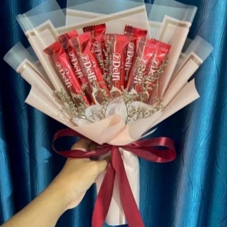 

PROMO MURAH Bucket Coklat Delfi Red Hadiah Wisuda