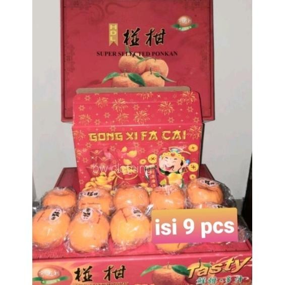 

CNY Hampers buah Jeruk Ponkan Hdl Imlek isi 9 pcs