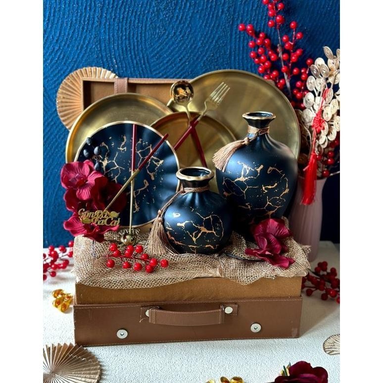 

CNY PARCEL K / Hampers Imlek/READY STOCK/Chinese New Year Hampers