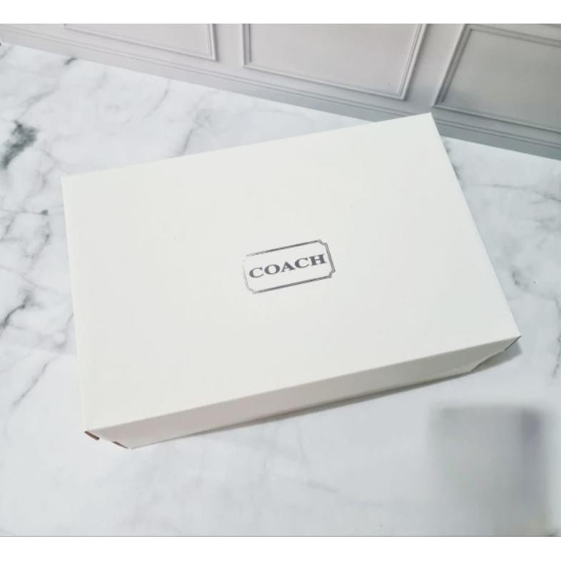 

Gogo box/tempat penyimpanan kardus merek/branded ukuran 28cm X 16cm(bestseller)