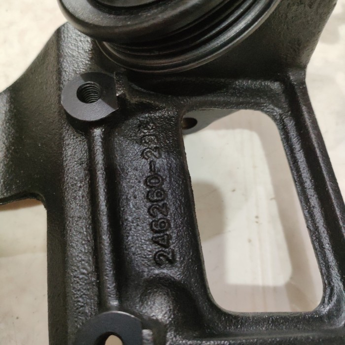 Braket Bracket Pully Ac Kompresor Kijang Efi 2000Cc #Produk Terbaik