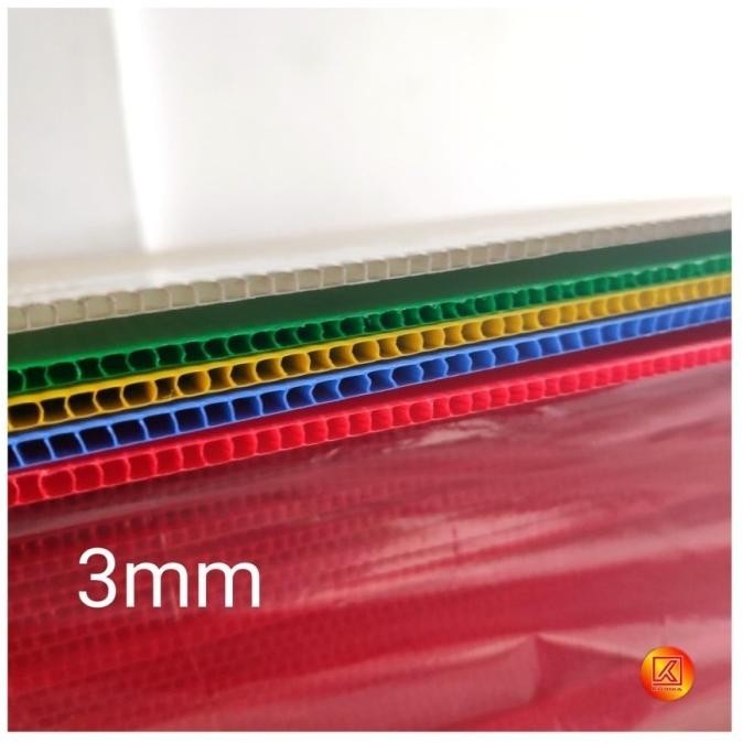 

Impraboard Lembaran / Papan Plastik Gelombang Uk.100 X 150 Tebal 3Mm