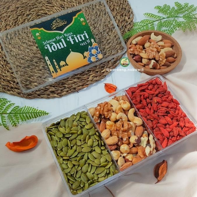 

Hampers Lebaran / Parcel Idul Fitri / Paket Sekat 3 A (Mixnut,Gojibery