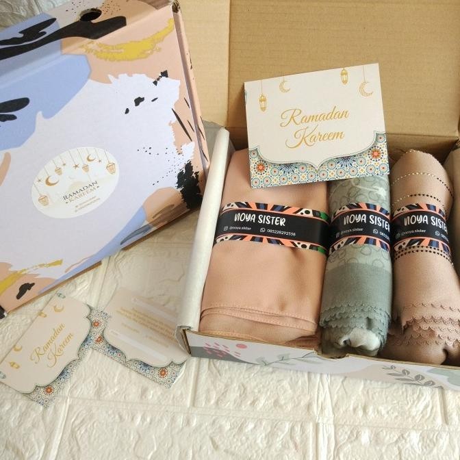 

Hampers Idul Fitri Lebaran Isi 3 Hijab Kerudung