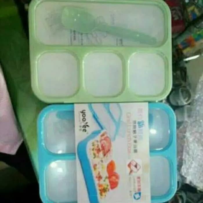 Tempat Makan Anak 4 Sekat Tupperware