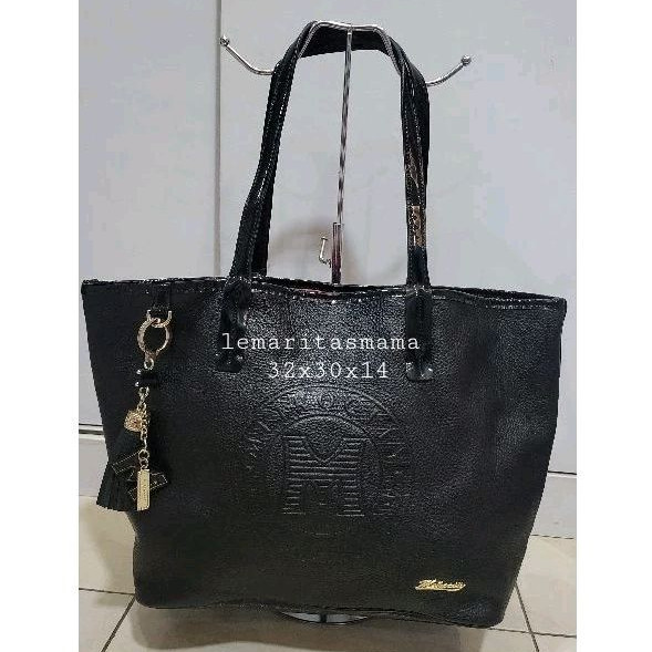 Metrocity black tote bag