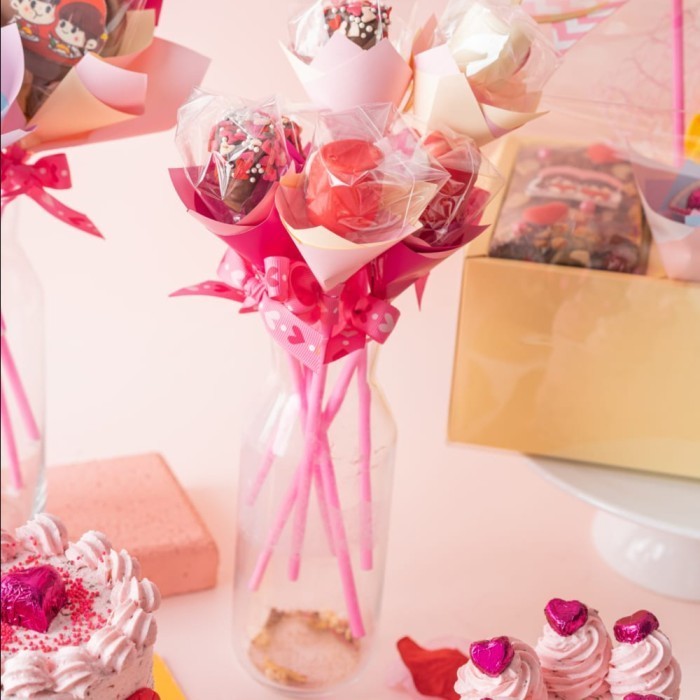 

Single Marsmallowpop Pack Of 6 Valentine Gift Present Hampers