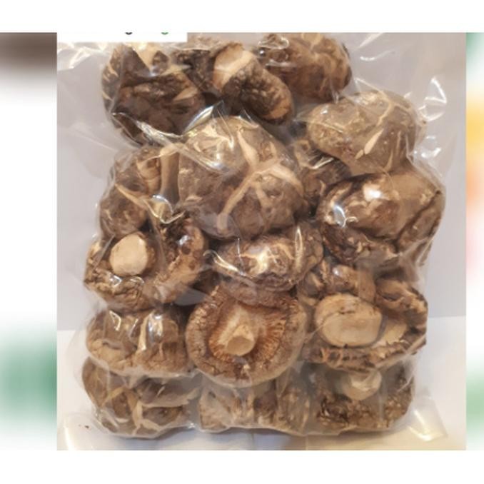 

jamur hioko shitake yoko ukuran 3-4 cm 3-4cm 250 gram gr jamur kering