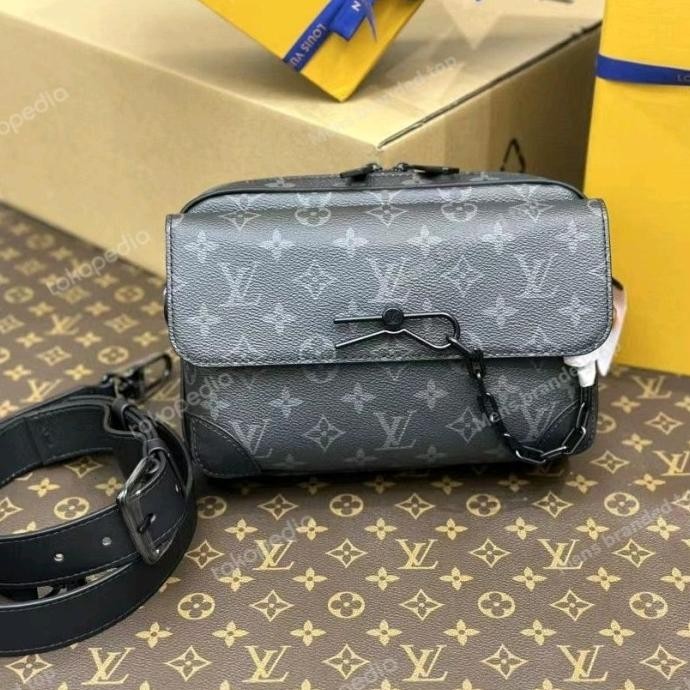 Tas Selempang Kulit Pria Mirror / Slempang Pria Import Vvip Xadeerxa