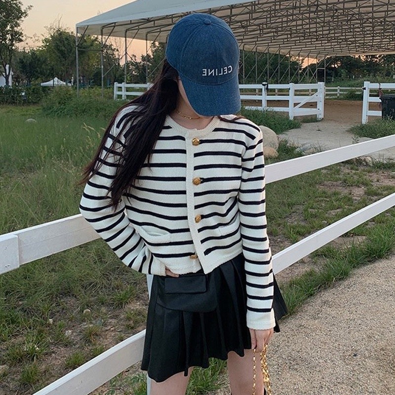 [COLD COLLECTIONS] Her Goods Store AB585 Korean Outer/Outerwear/Sweater/Sweater