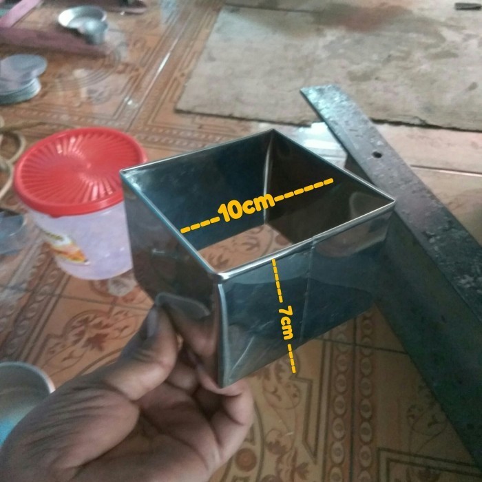 

Cutter Cookies Kotak Uk 10X10X7Cm Bahan Stainless Tebal.Cetakan Kue