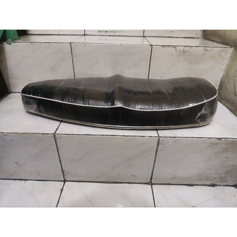 Jok Panjang Vespa Replika Sip