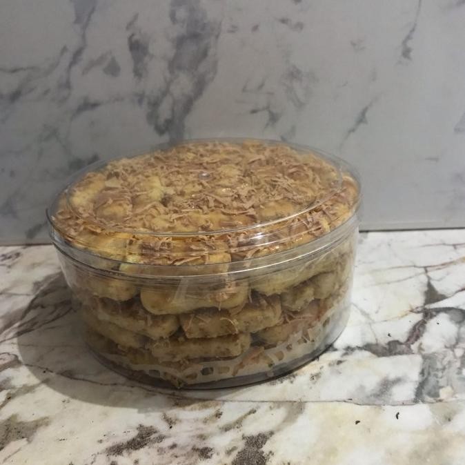 

kastengel keju edam premium kue kering/ Kaasstengels cookies TK