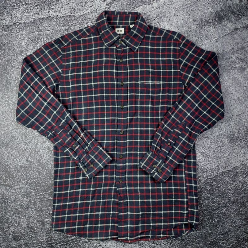 kemeja uniqlo preloved flannel navy kotak merah