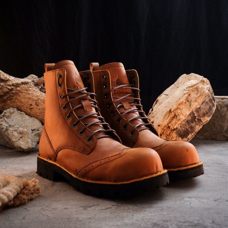 Piede - Sepatu boots safety tan Sturdy series
