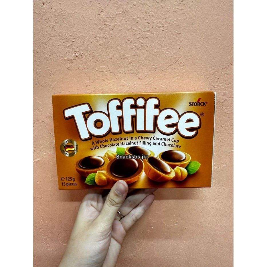 

Storck Toffifee A Whole Chocolate Hazelnut Filling With Chewy Caramel