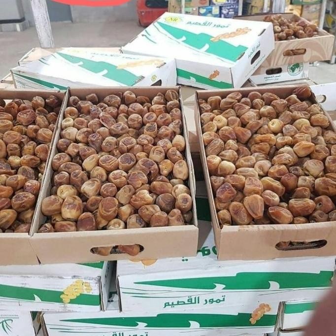 

Kurma Sukari Basah, Kurma Sukkari Basah Premium 1 Dus 3Kg
