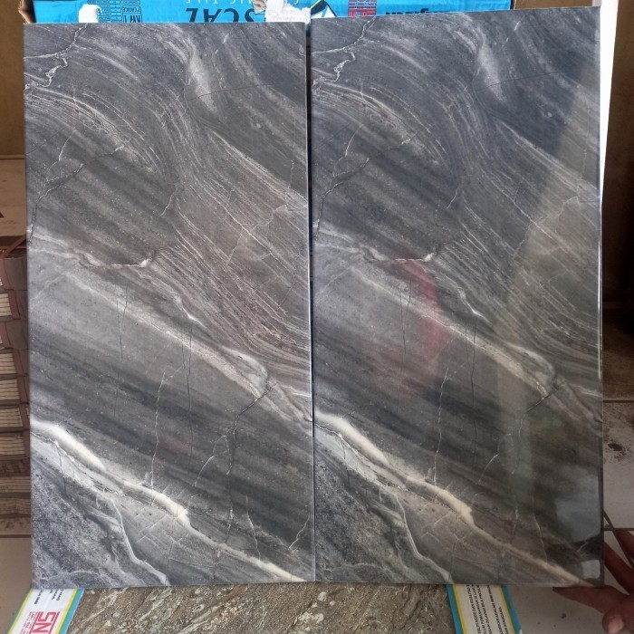 KERAMIK DINDING 30X60 GLOSSY MOTIF MARMER HITAM CARARA