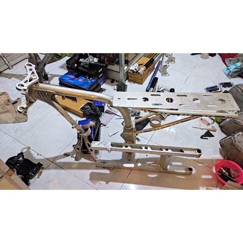 RANGKA BALAP ALMINI RANGKA HEREX BALAP GALVALUM RANGKA ALMINI BMRT CB GL MP TIGER RANGKA MOTOR 500M